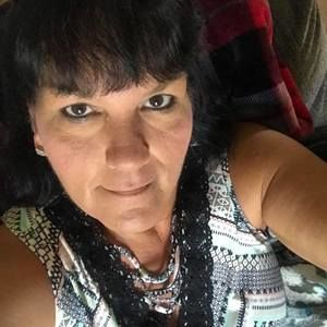 Meet your Posher, Bettie